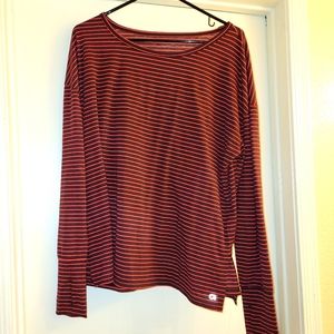 GAP Fit long sleeve athletic top, size L